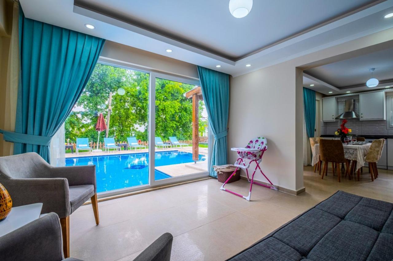 Infinity Lily Villa 1 เฟทิเย ภายนอก รูปภาพ